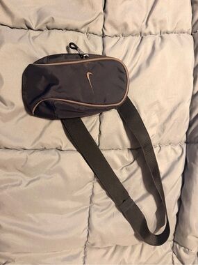 Nike Black Sling Bag with Brown Trim